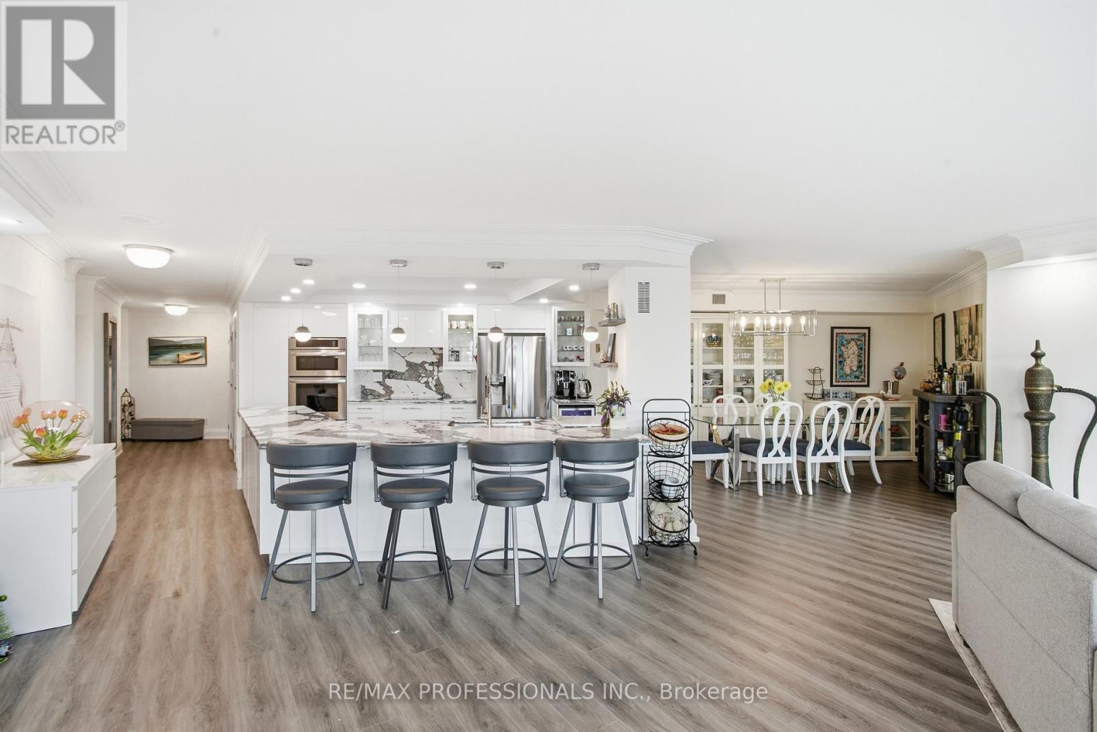 1410 - 2000 Islington Avenue, Toronto, Ontario M9P 3S7 - Photo 11 - W12552466