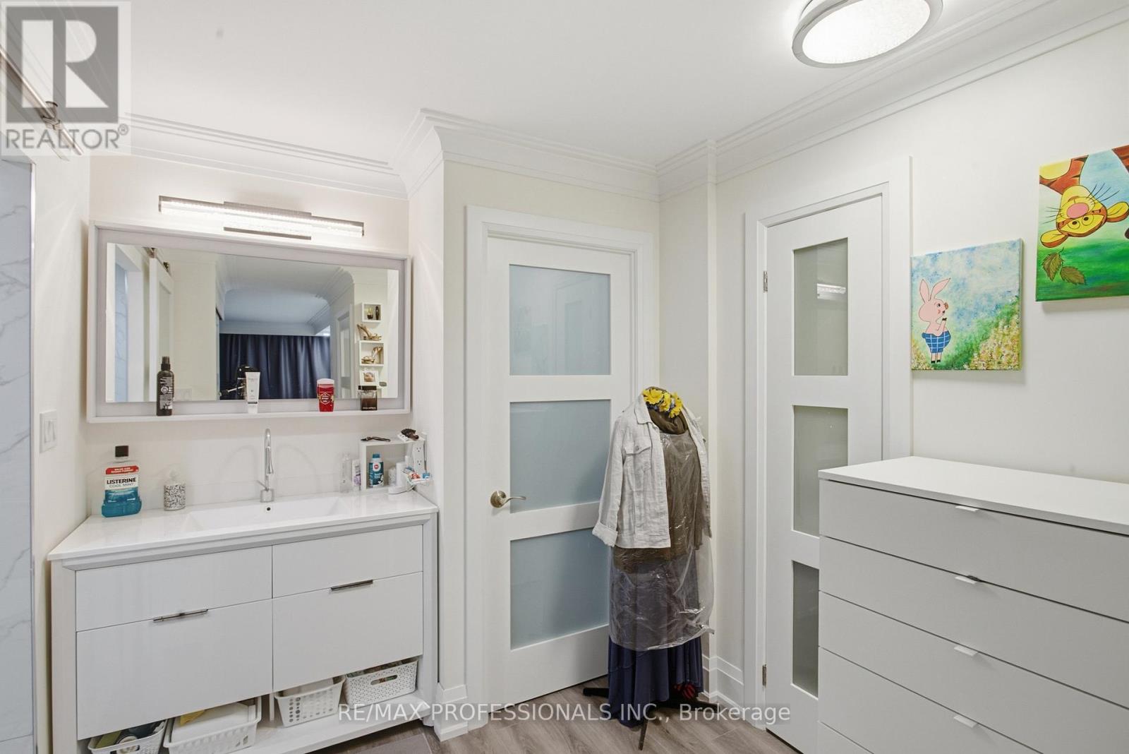 1410 - 2000 Islington Avenue, Toronto, Ontario M9P 3S7 - Photo 18 - W12552466