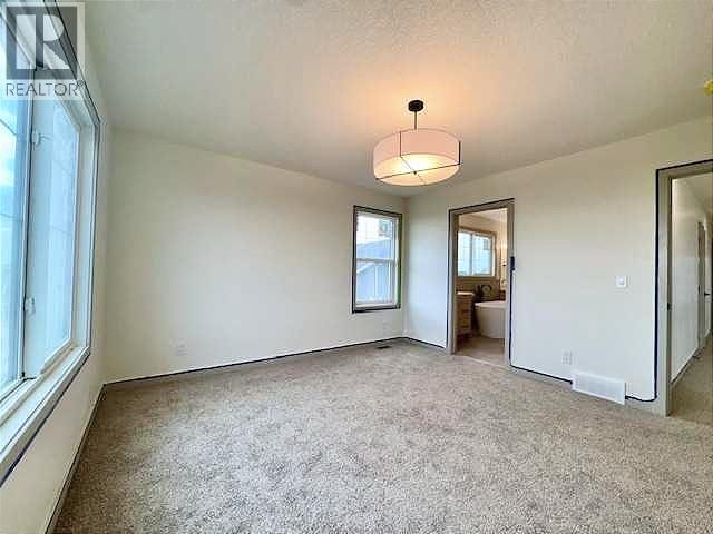 37 North Bridges Landing, Langdon, Alberta  T0J 1X3 - Photo 13 - A2261871