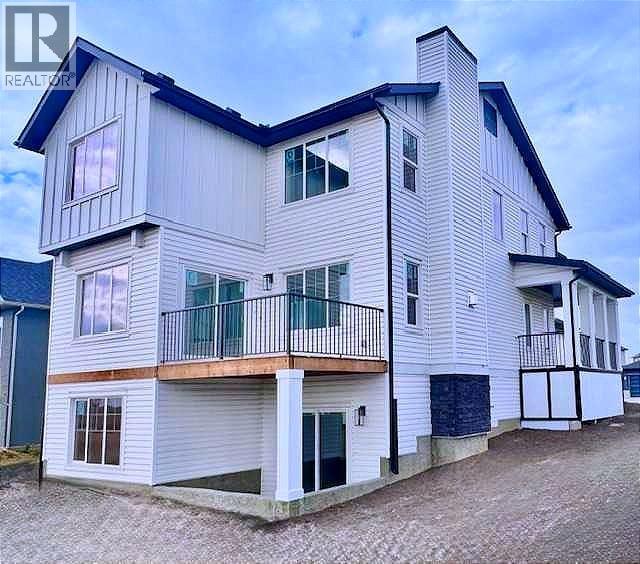 37 North Bridges Landing, Langdon, Alberta  T0J 1X3 - Photo 22 - A2261871