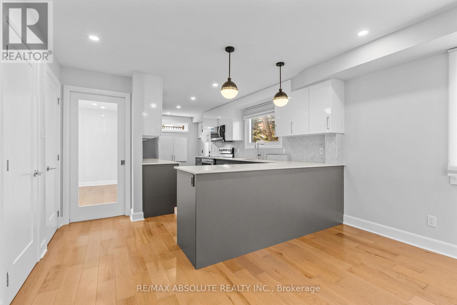 121 Evelyn Avenue, Ottawa, Ontario K1S 5K1 - Photo 10 - X12564898