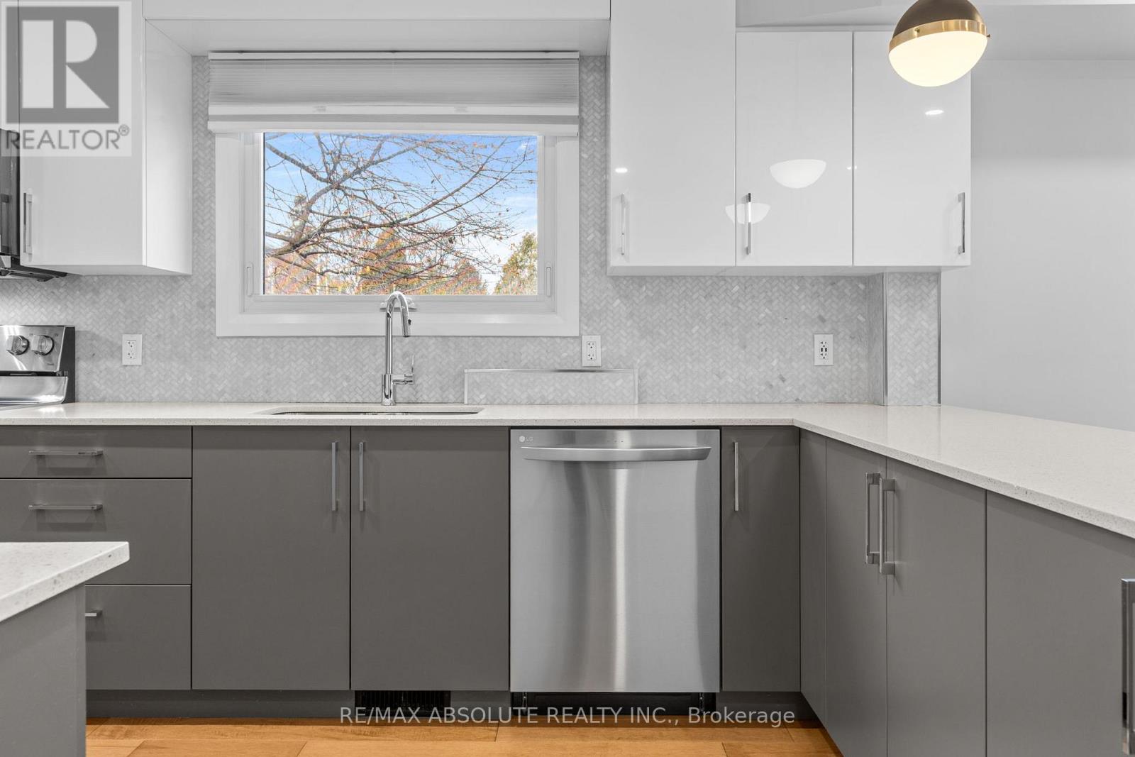 121 Evelyn Avenue, Ottawa, Ontario K1S 5K1 - Photo 16 - X12564898