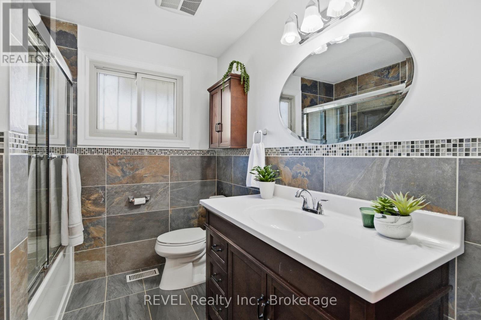 68 Hixon Road, Hamilton, Ontario L8K 2B7 - Photo 15 - X12564932