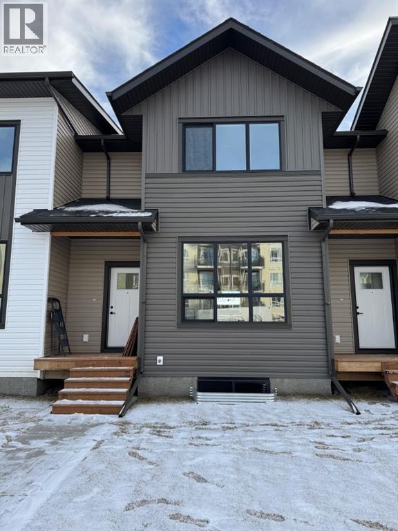 42 Irvin Way, Sylvan Lake, Alberta  T4S 0W2 - Photo 1 - A2271870