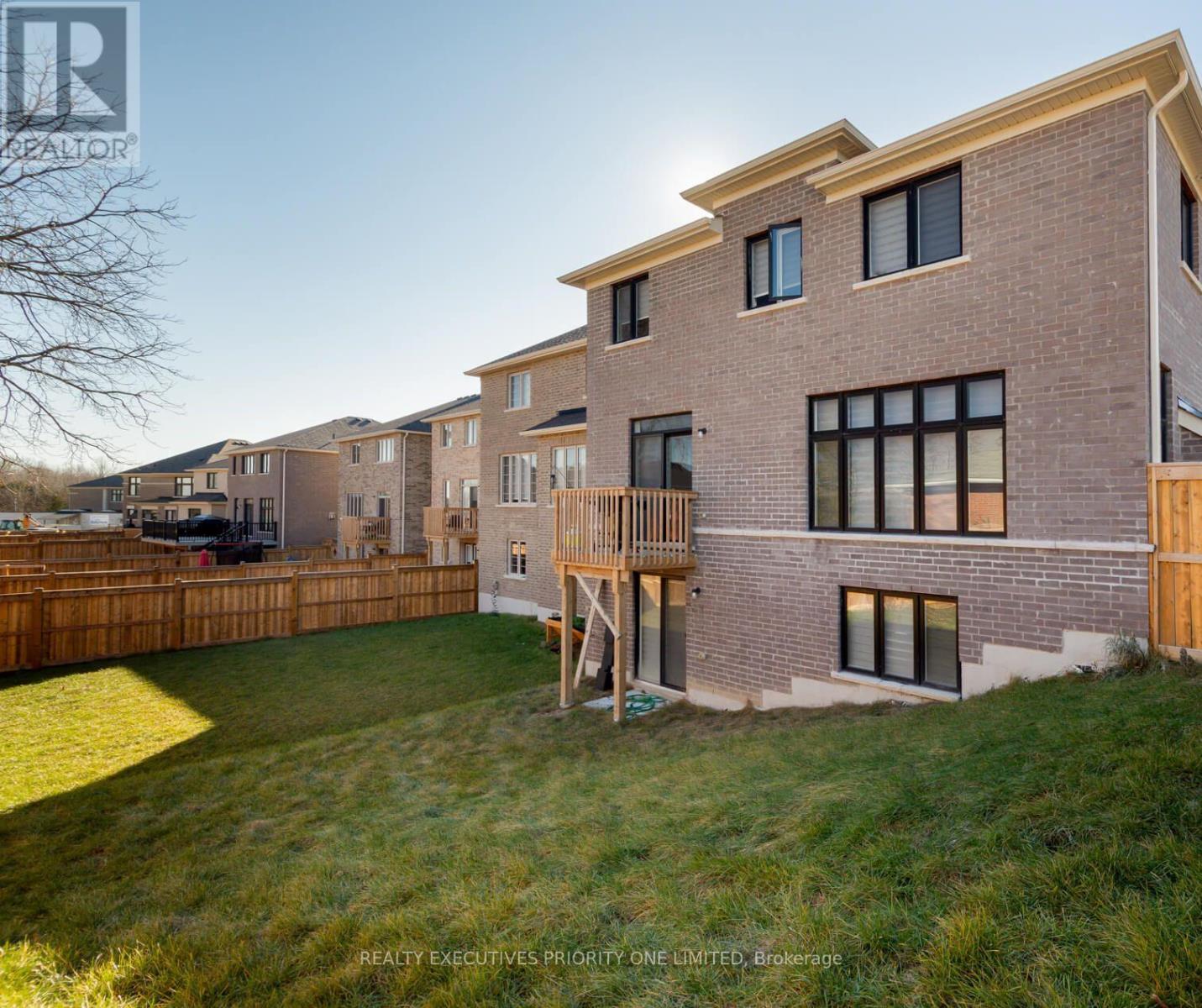 30 Sam Battaglia Crescent, Georgina, Ontario  L0E 1R0 - Photo 26 - N12537716