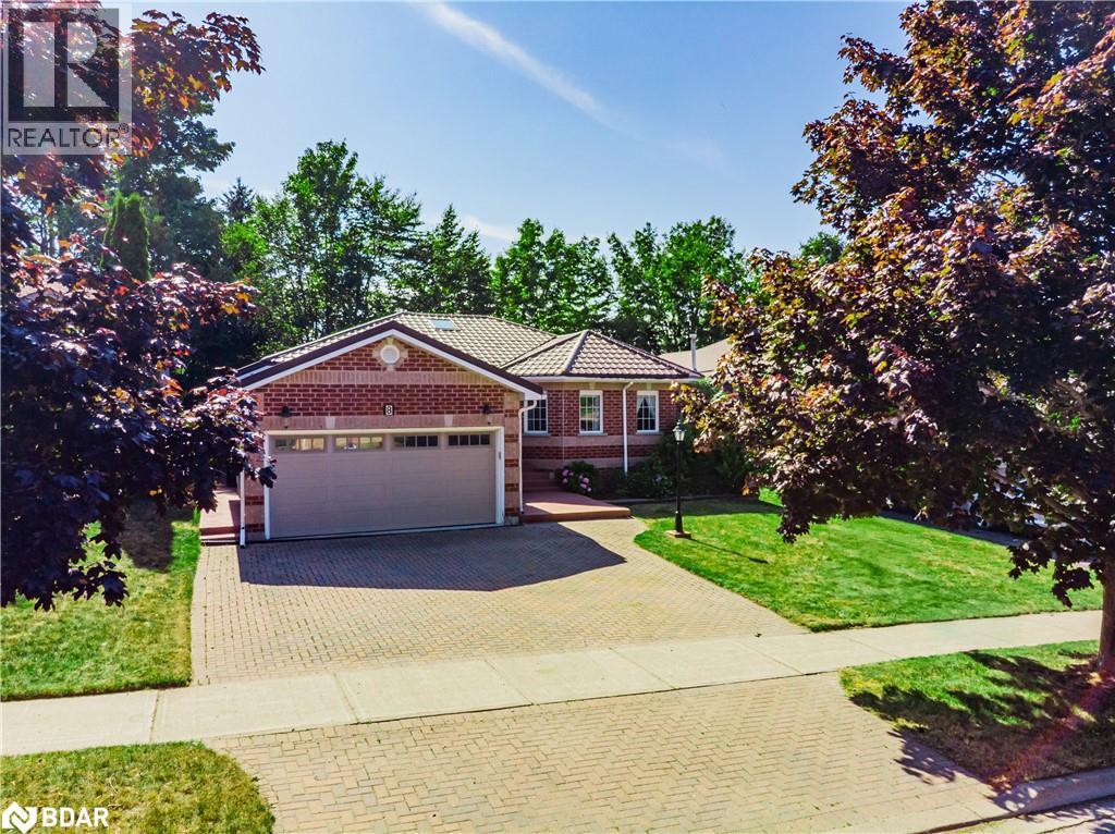 8 KELL Place, Barrie, Ontario