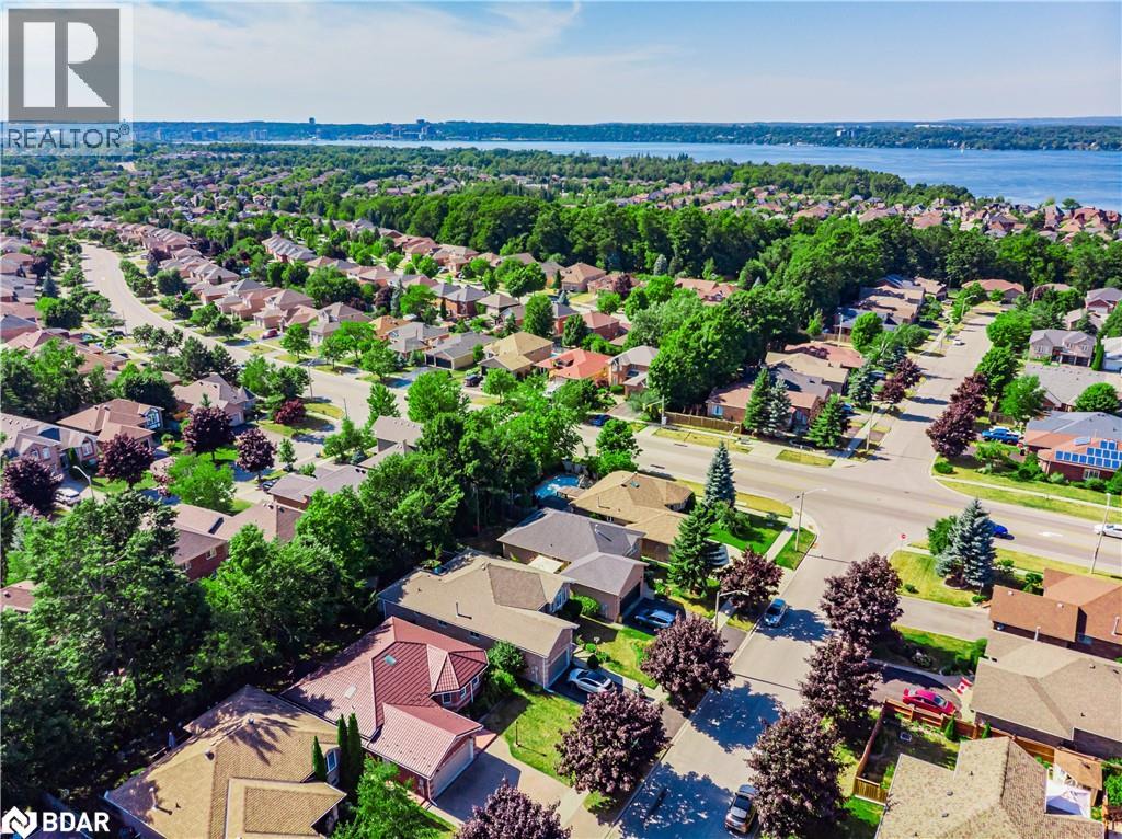 8 Kell Place, Barrie, Ontario  L4N 9K3 - Photo 23 - 40789635