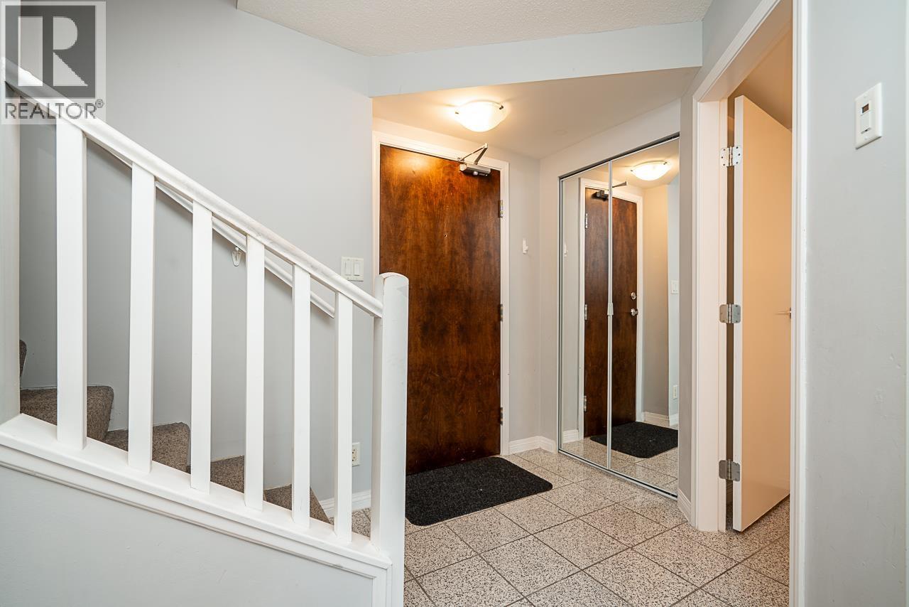 Th6 168 E Esplanade Avenue, North Vancouver, British Columbia  V7L 4X8 - Photo 9 - R3069163