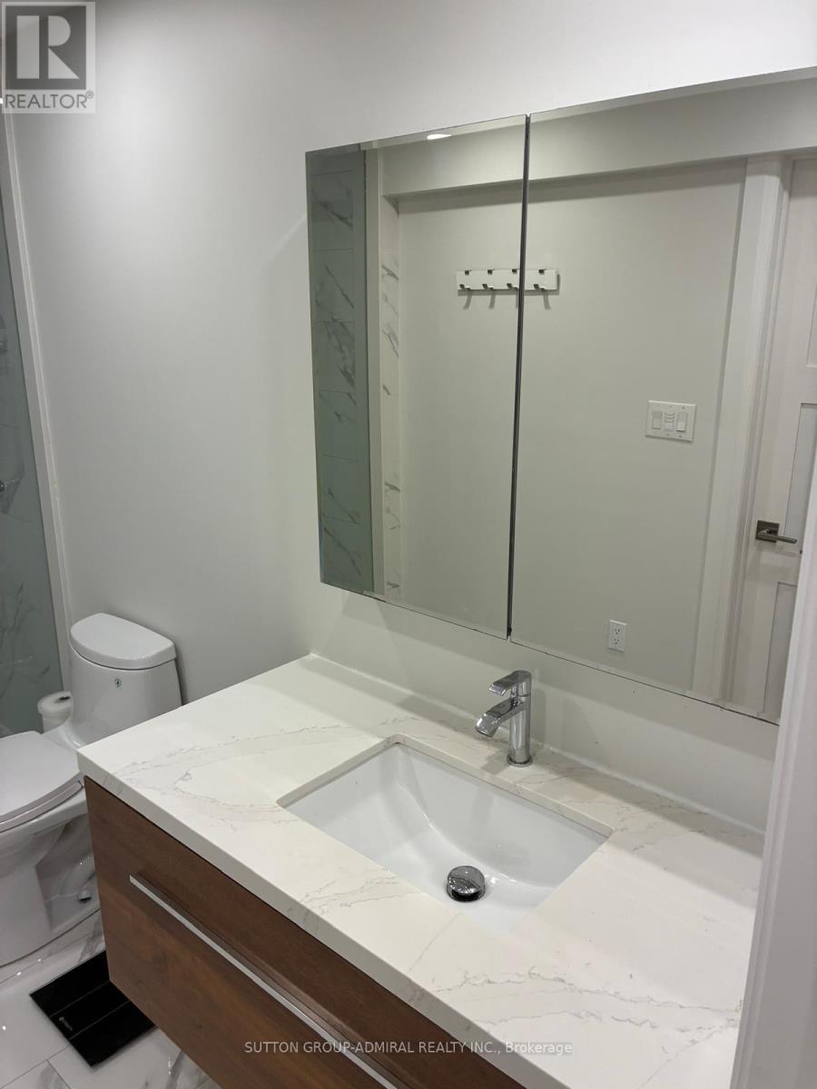 Lower - 32 Glenforest Drive, Vaughan, Ontario  L4J 8K5 - Photo 15 - N12564888