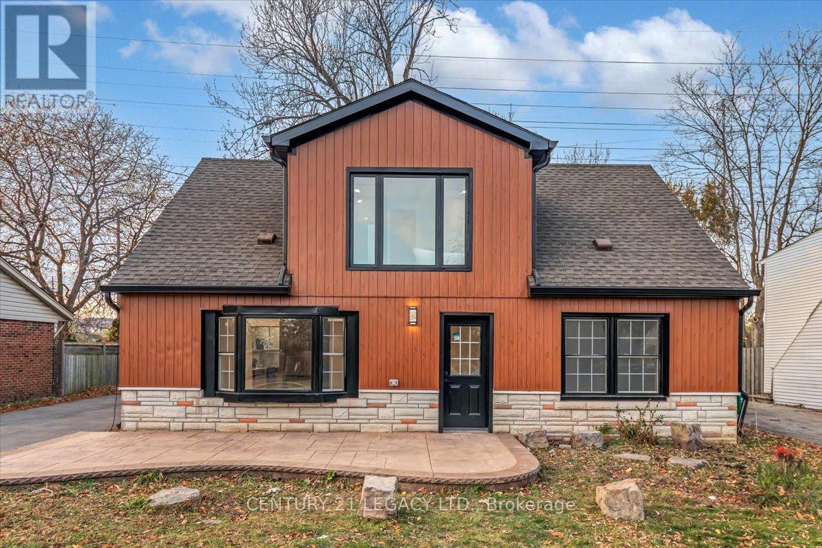 2027 CHURCHILL AVENUE, Burlington, Ontario