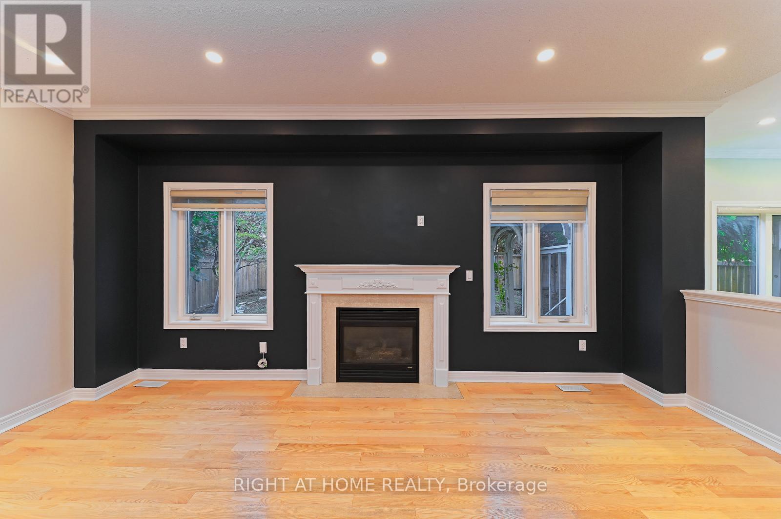 6843 Campbell Settler Court E, Mississauga, Ontario  L5W 1B3 - Photo 14 - W12564884