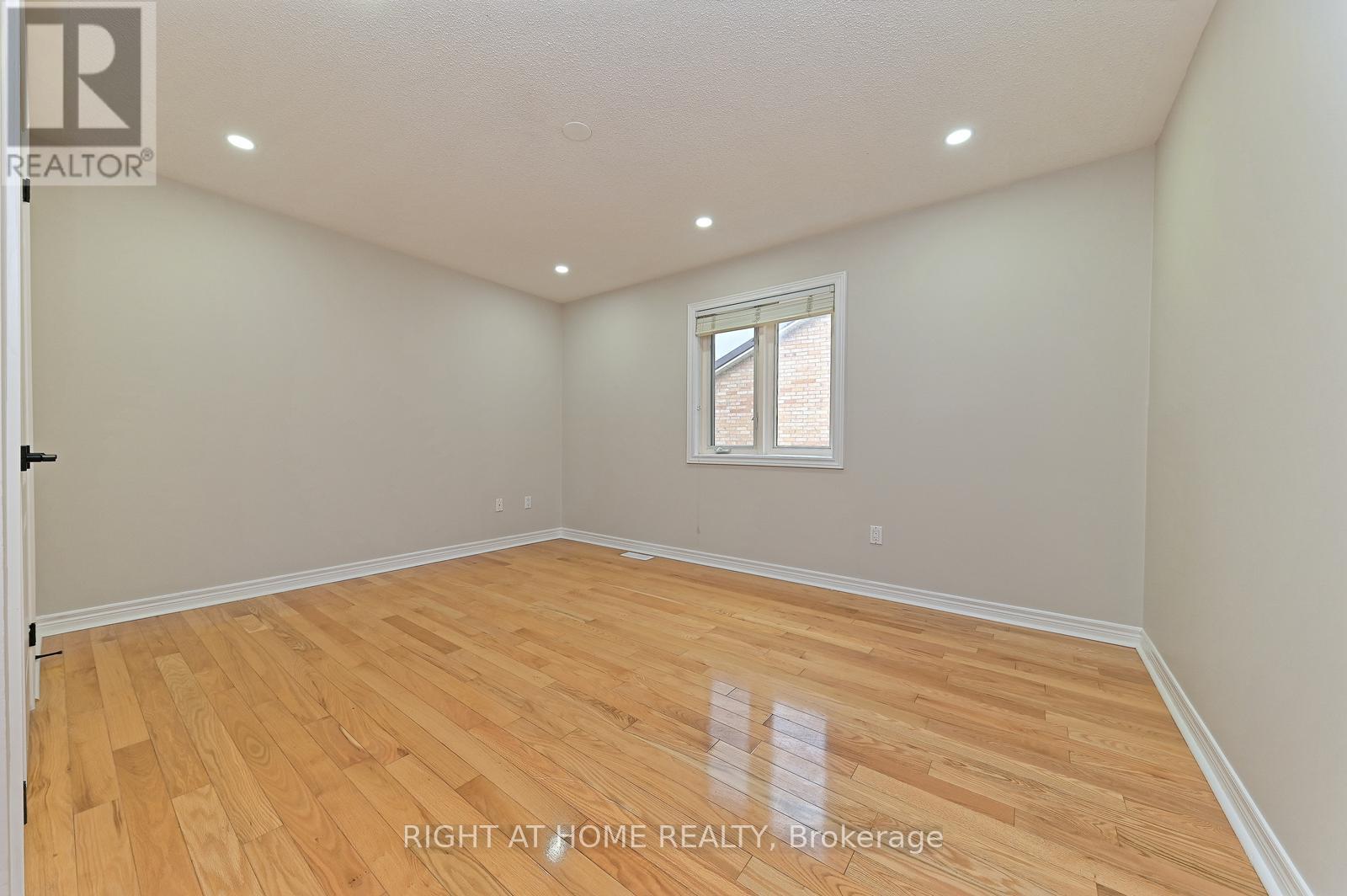 6843 Campbell Settler Court E, Mississauga, Ontario  L5W 1B3 - Photo 39 - W12564884