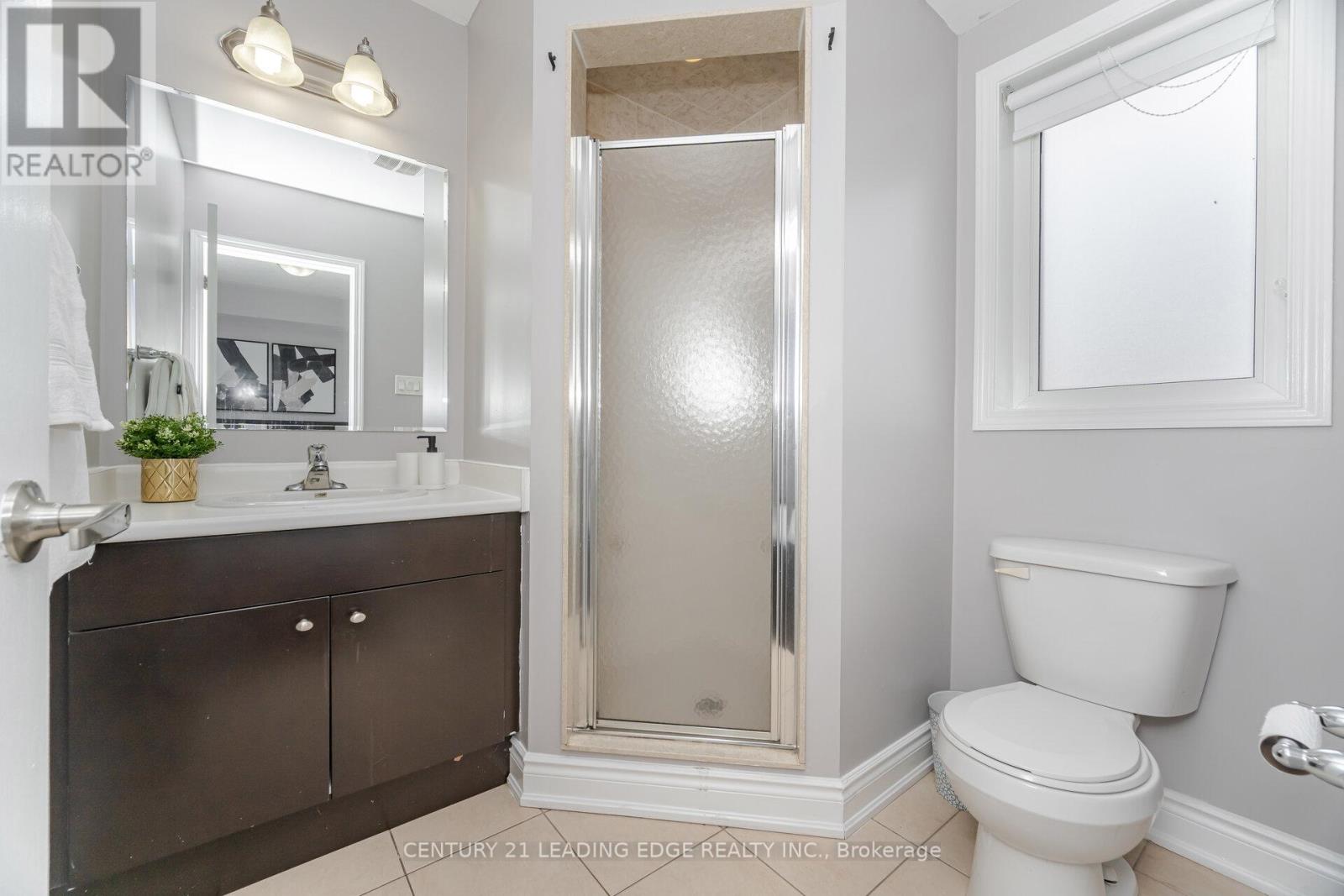 42 Memory Lane, Brampton, Ontario  L7A 0V9 - Photo 11 - W12564902