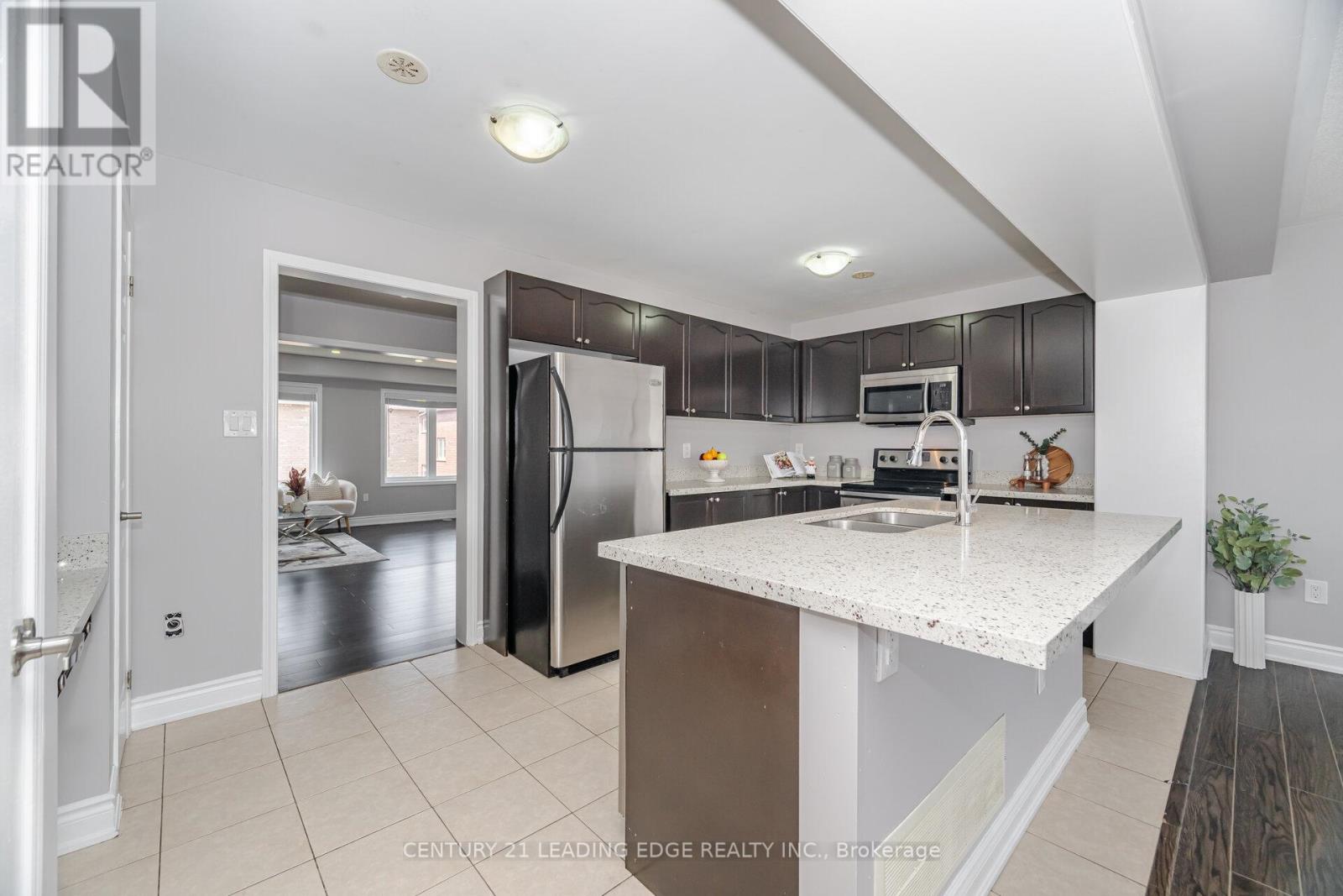 42 Memory Lane, Brampton, Ontario  L7A 0V9 - Photo 20 - W12564902