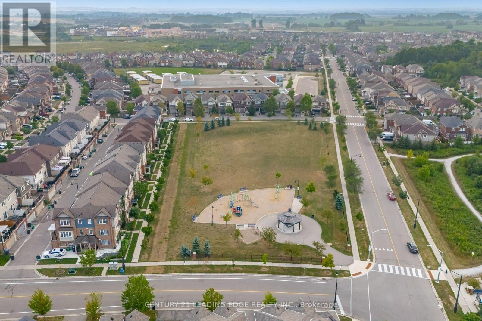 42 Memory Lane, Brampton, Ontario  L7A 0V9 - Photo 48 - W12564902