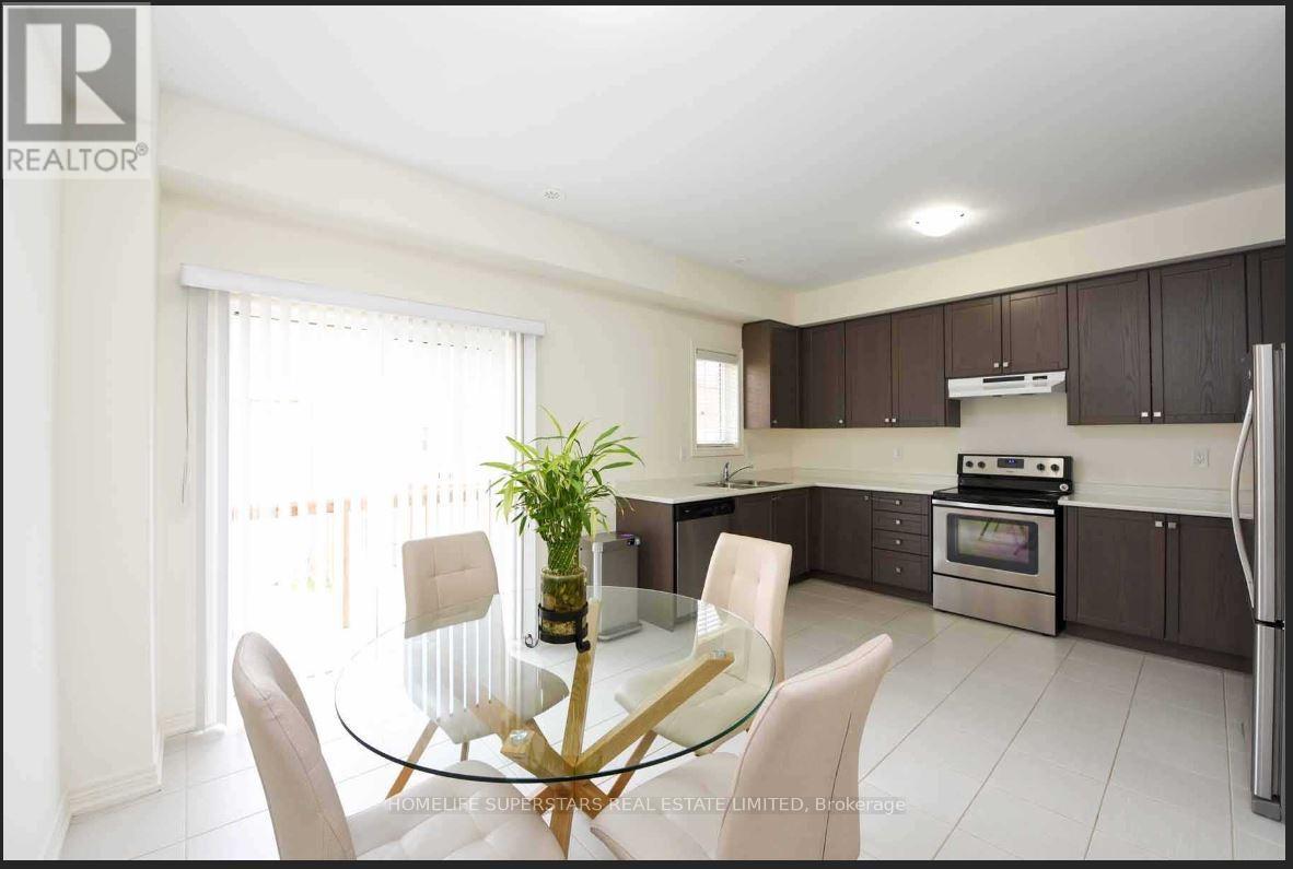 40 - 9 Aspen Hills Road, Brampton, Ontario  L6Y 6E3 - Photo 5 - W12564912