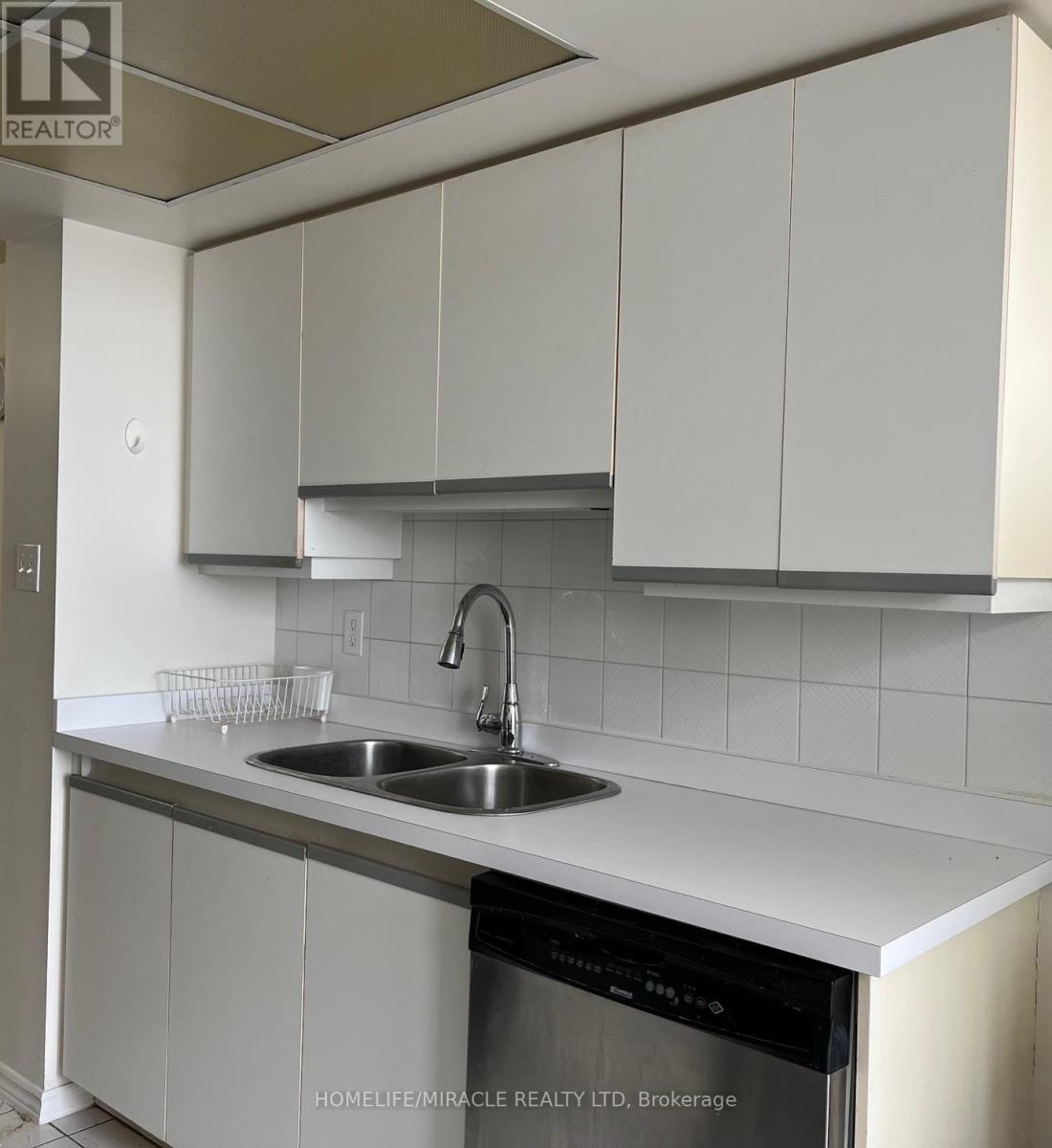 1809 - 30 Malta Avenue, Brampton, Ontario  L6Y 4S5 - Photo 12 - W12564916