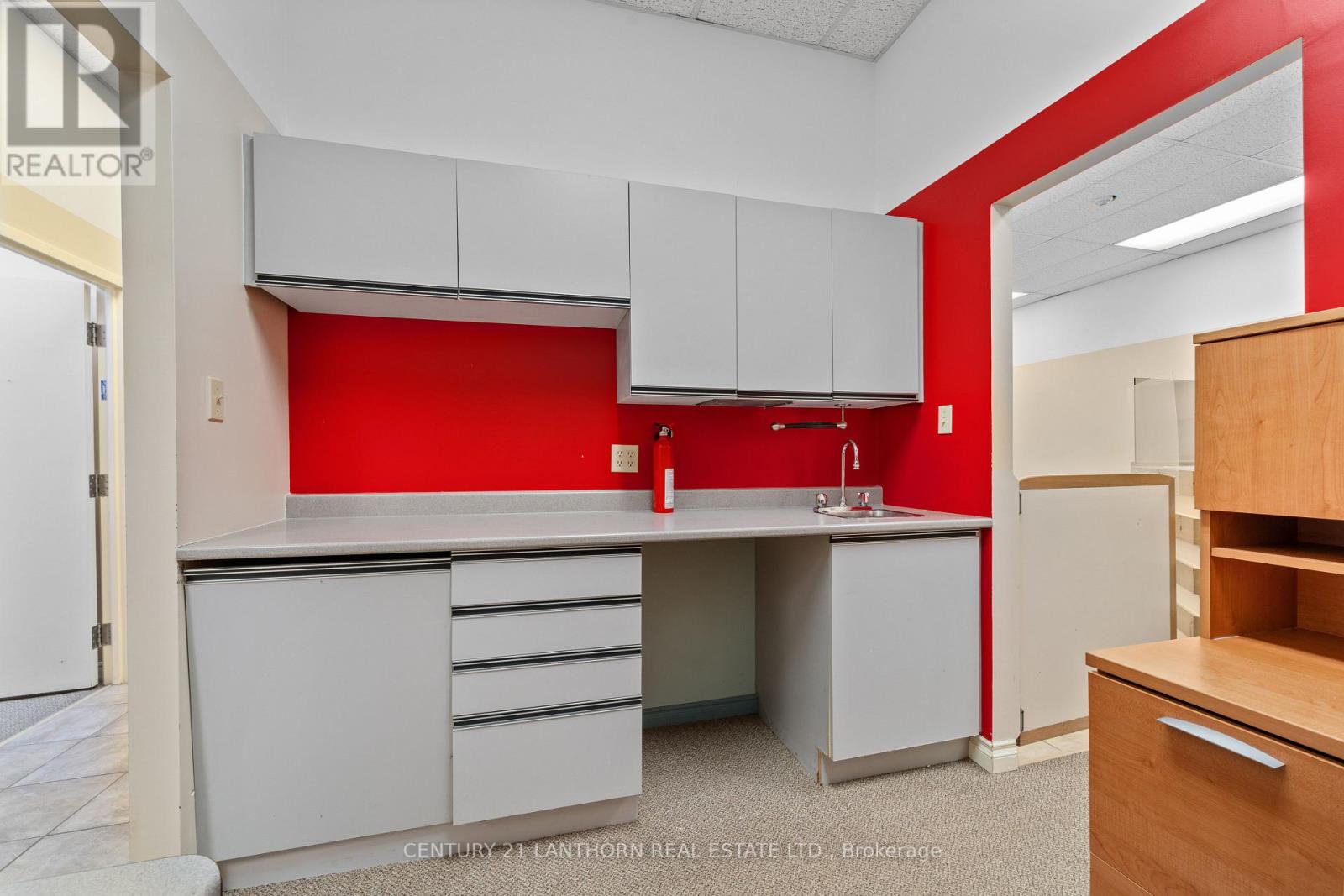 9 - Unit 9 - 389 Picton Main Street, Prince Edward County, Ontario  K0K 2T0 - Photo 7 - X12564960