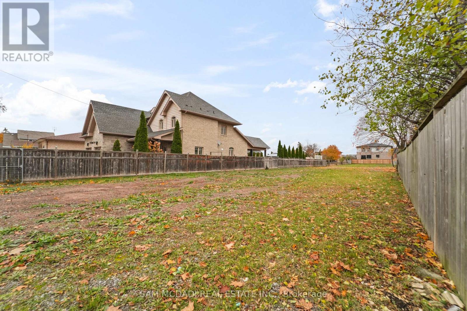 176 Millen Road, Hamilton, Ontario  L8E 2G5 - Photo 12 - X12541500