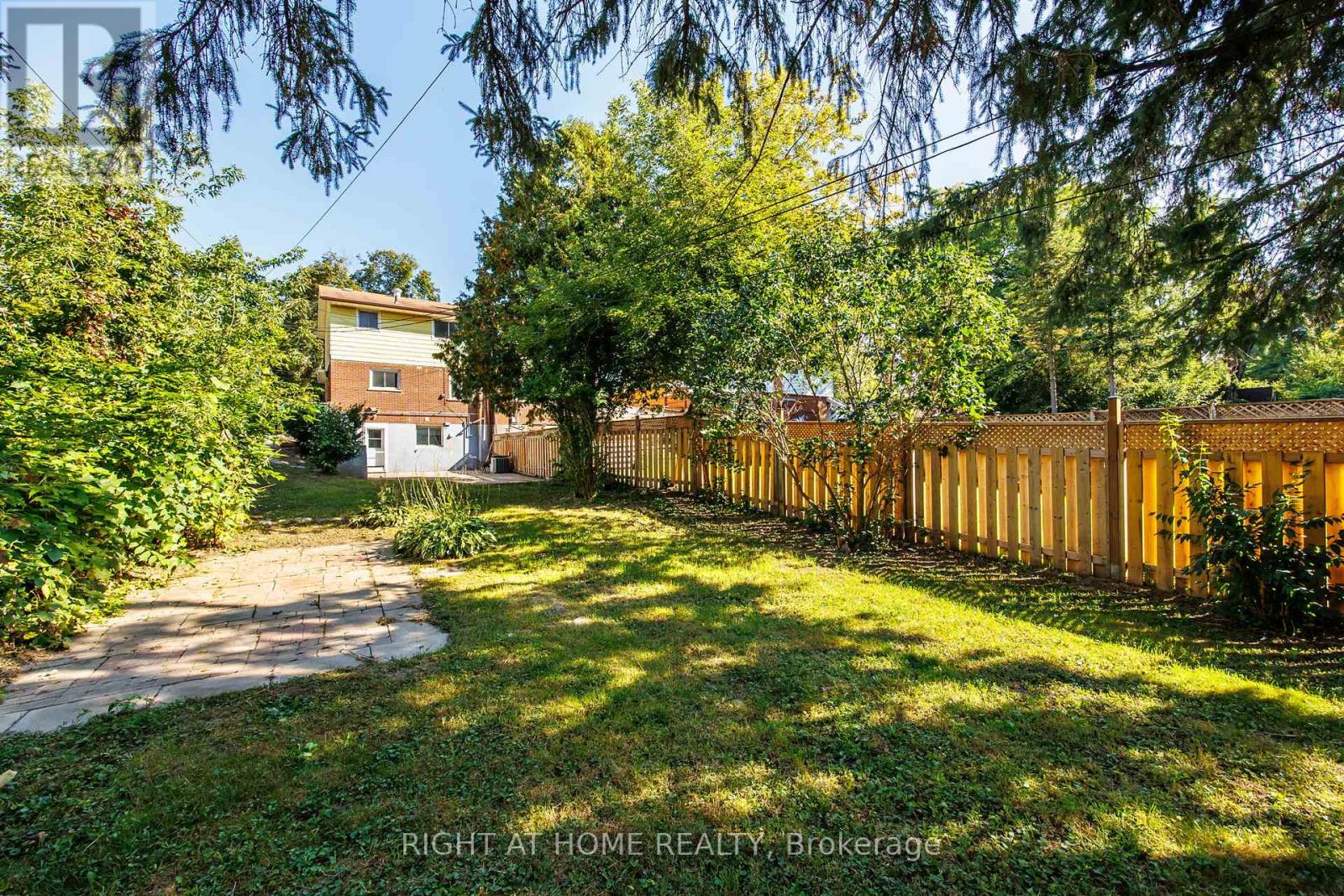 48 Clarence Street, Cambridge, Ontario  N3C 1K9 - Photo 26 - X12564890