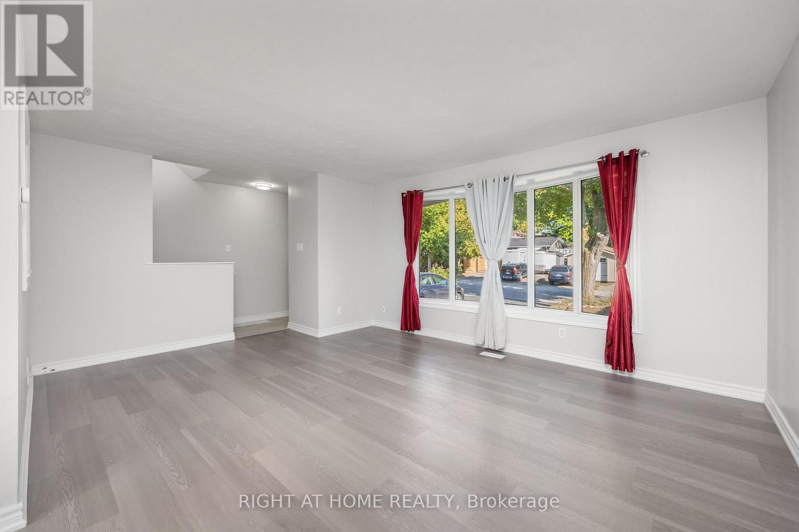 48 Clarence Street, Cambridge, Ontario  N3C 1K9 - Photo 4 - X12564890