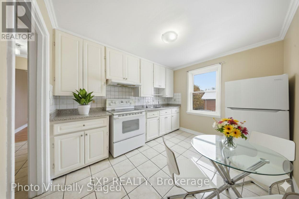 2 - 36 Market Street, Brampton, Ontario  L6X 1H5 - Photo 7 - W12532740