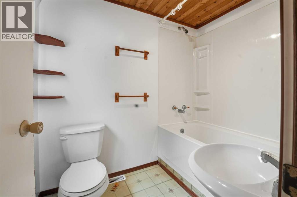 109, 35306 Range Road 42, Rural Red Deer County, Alberta  T4G 0L6 - Photo 20 - A2270473