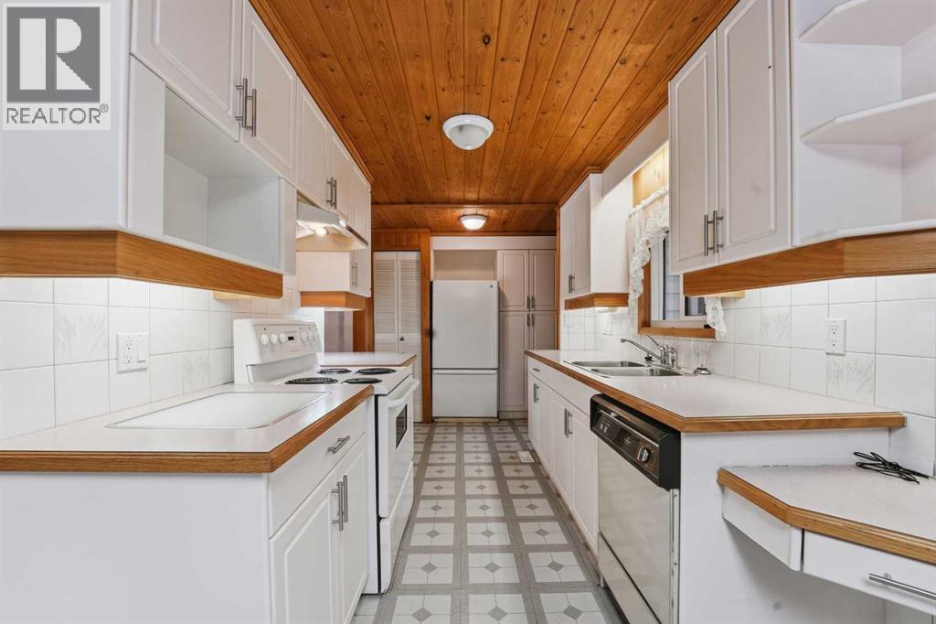 109, 35306 Range Road 42, Rural Red Deer County, Alberta  T4G 0L6 - Photo 11 - A2270473