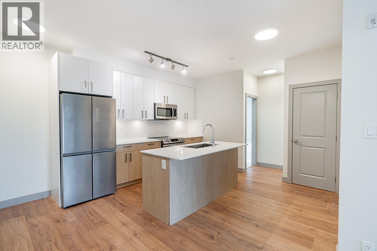 307 6968 Royal Oak Avenue, Burnaby, British Columbia  V5J 4J2 - Photo 1 - R3069178