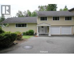 Main Floor 737 Southborough Drive, West Vancouver, Ca