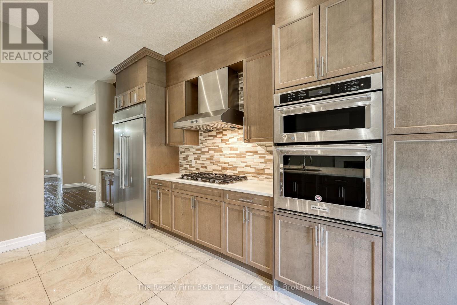 804 Normandy Drive, Woodstock, Ontario N4T 0E6 - Photo 18 - X12560716