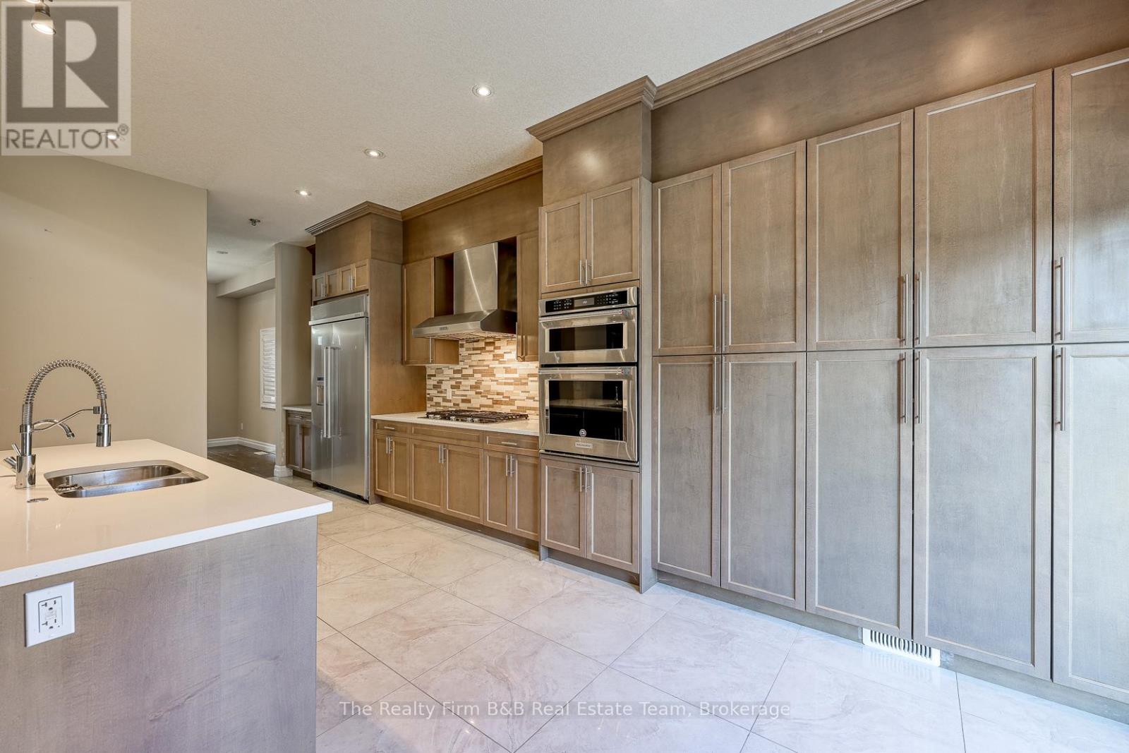 804 Normandy Drive, Woodstock, Ontario N4T 0E6 - Photo 17 - X12560716