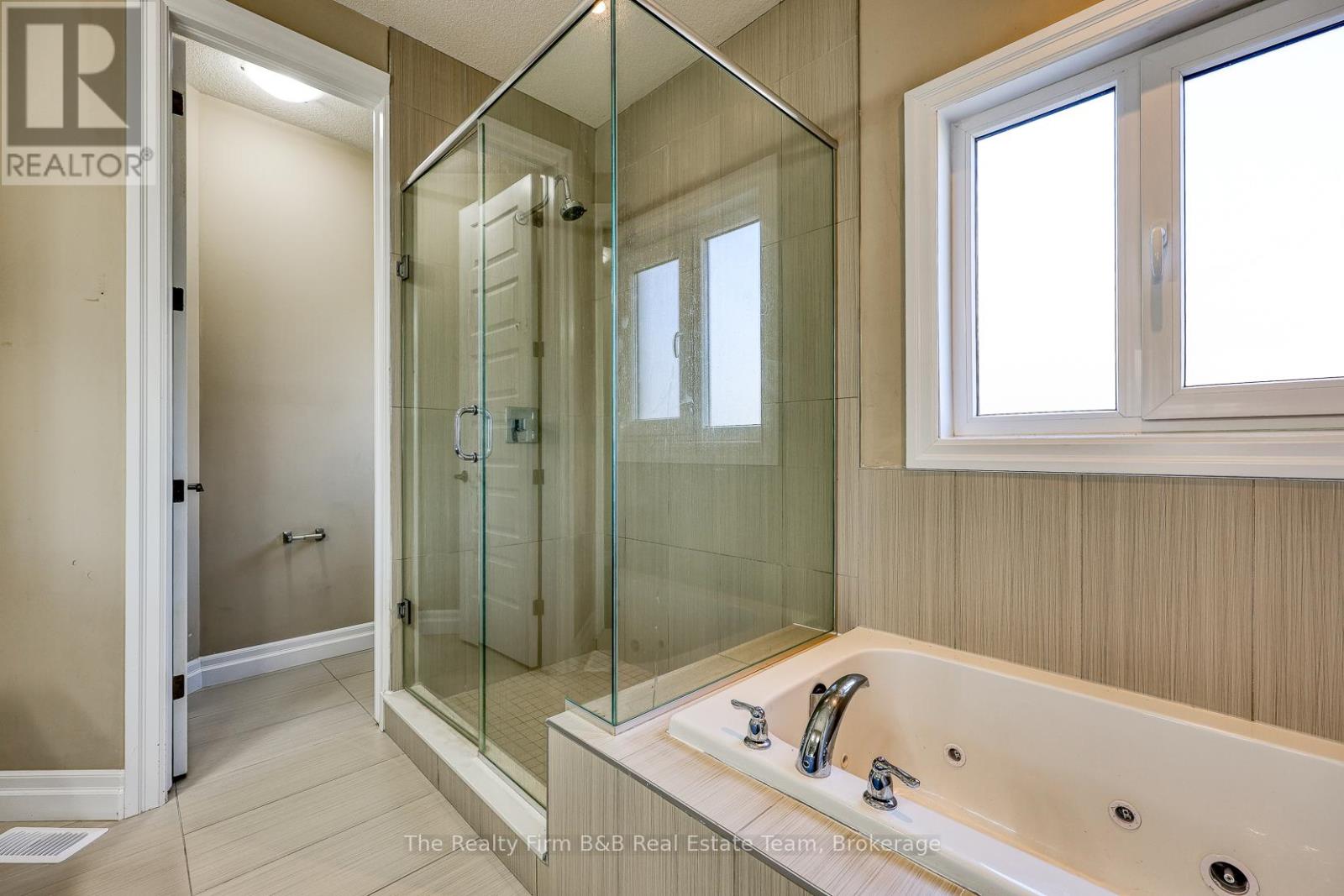 804 Normandy Drive, Woodstock, Ontario N4T 0E6 - Photo 31 - X12560716