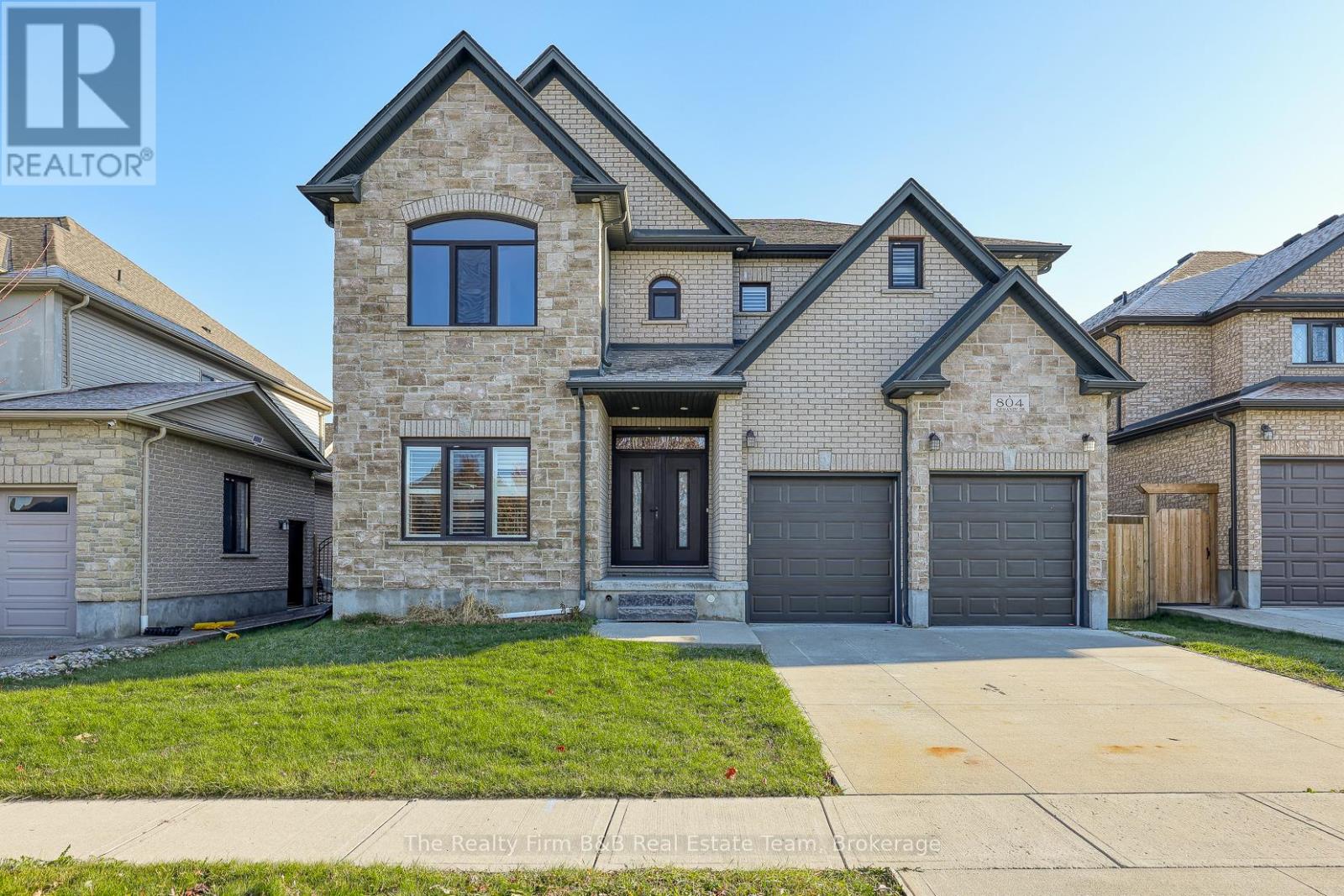 804 Normandy Drive, Woodstock, Ontario N4T 0E6 - Photo 3 - X12560716