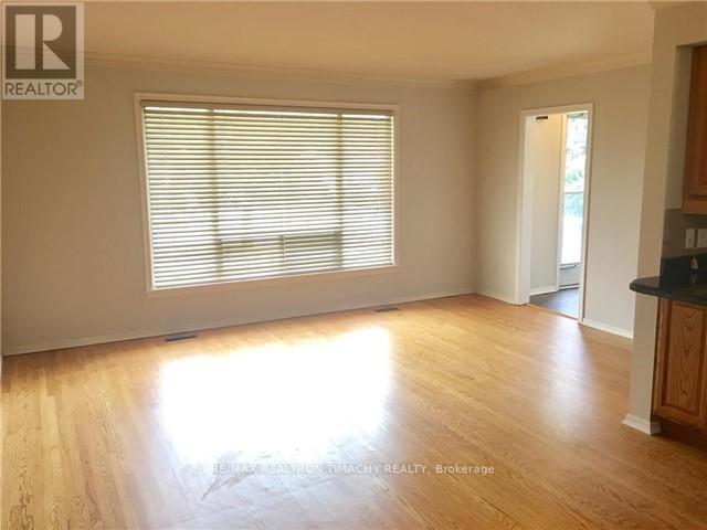 87 Wedgewood Drive, Toronto, Ontario  M2M 2H6 - Photo 7 - C12564964