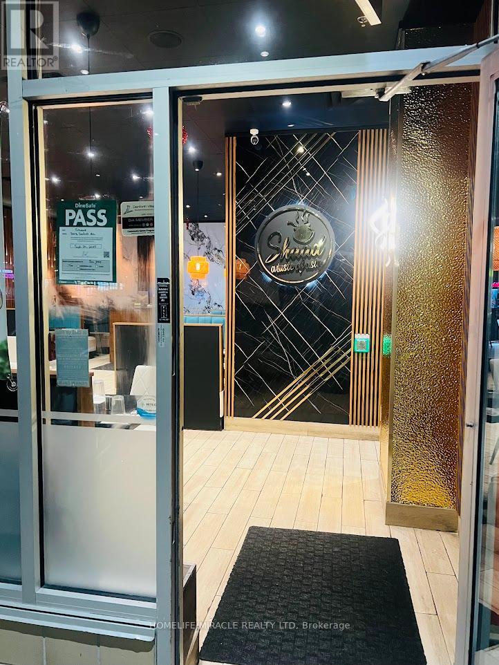 22 & 23 - 3003 Danforth Avenue, Toronto, Ontario  M4C 1M9 - Photo 2 - E12564944