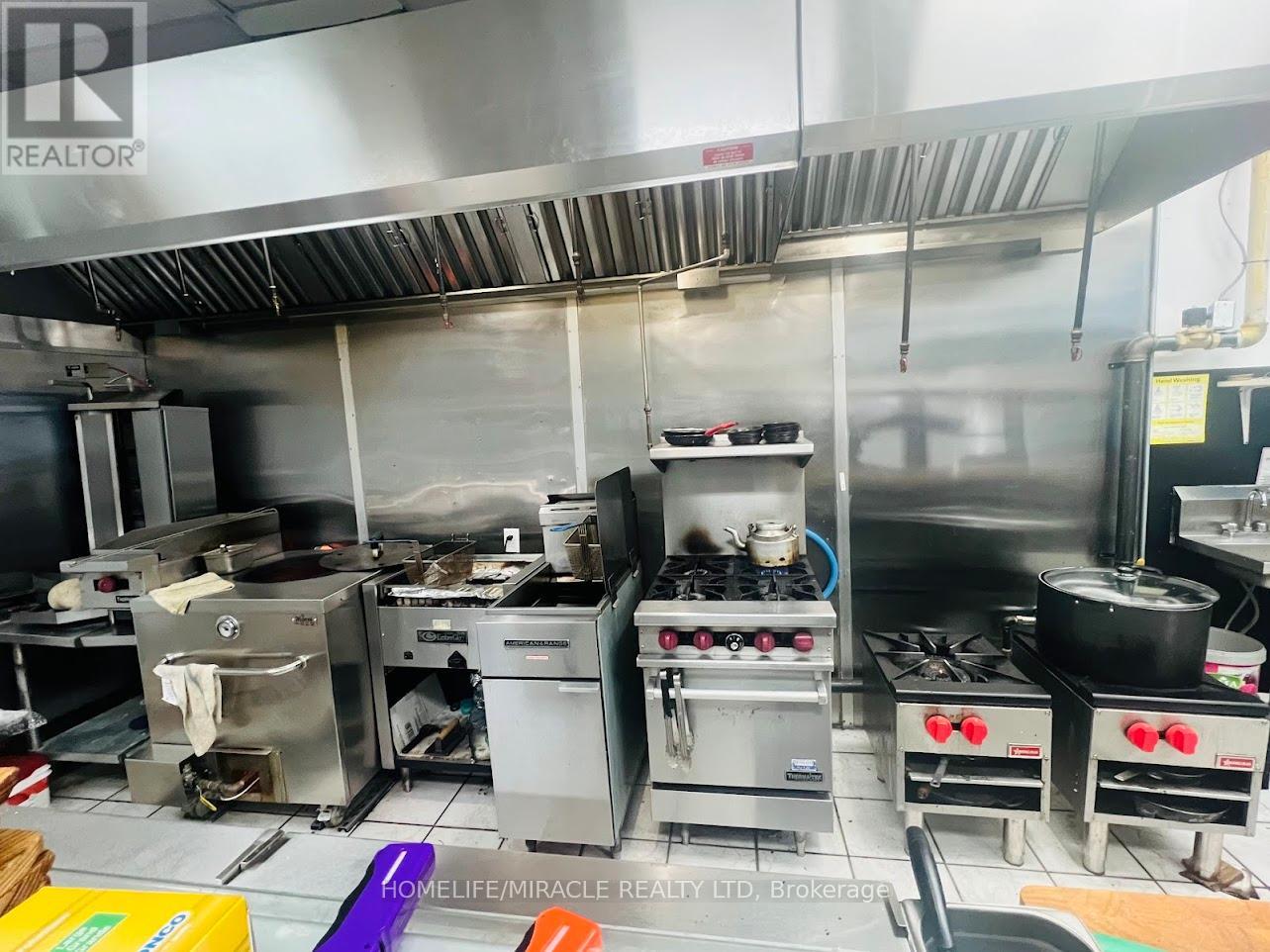 22 & 23 - 3003 Danforth Avenue, Toronto, Ontario  M4C 1M9 - Photo 24 - E12564944