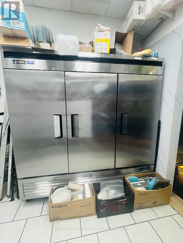 22 & 23 - 3003 Danforth Avenue, Toronto, Ontario  M4C 1M9 - Photo 26 - E12564944