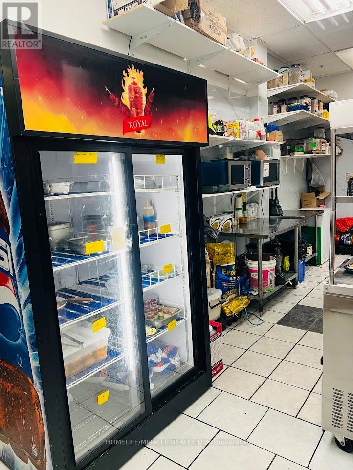 22 & 23 - 3003 Danforth Avenue, Toronto, Ontario  M4C 1M9 - Photo 28 - E12564944