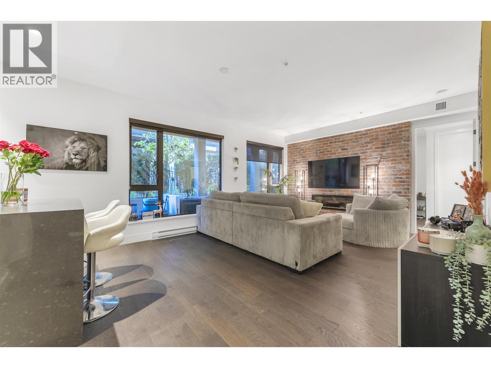 216 83 Moody Street, Port Moody, British Columbia  V3H 0K7 - Photo 3 - R3069166