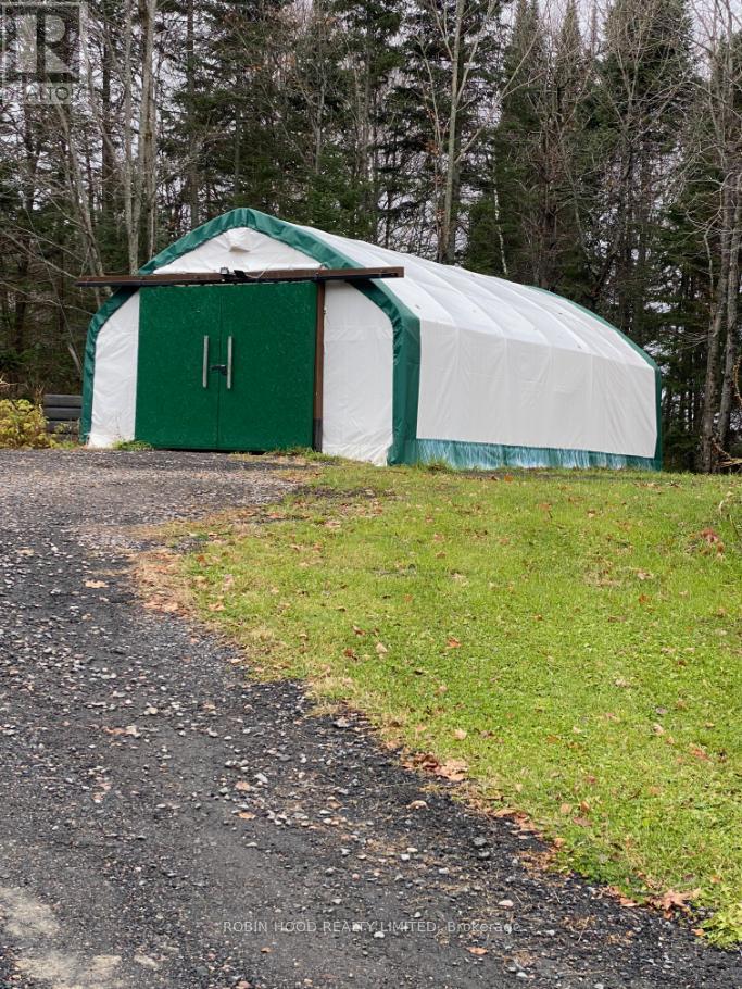 421 Peggs Mountain Road, Ryerson, Ontario  P0A 1C0 - Photo 28 - X12563896