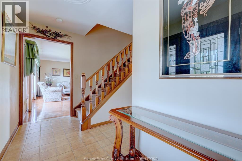 2036 Lesperance Road, Tecumseh, Ontario  N8N 2N4 - Photo 12 - 25028055