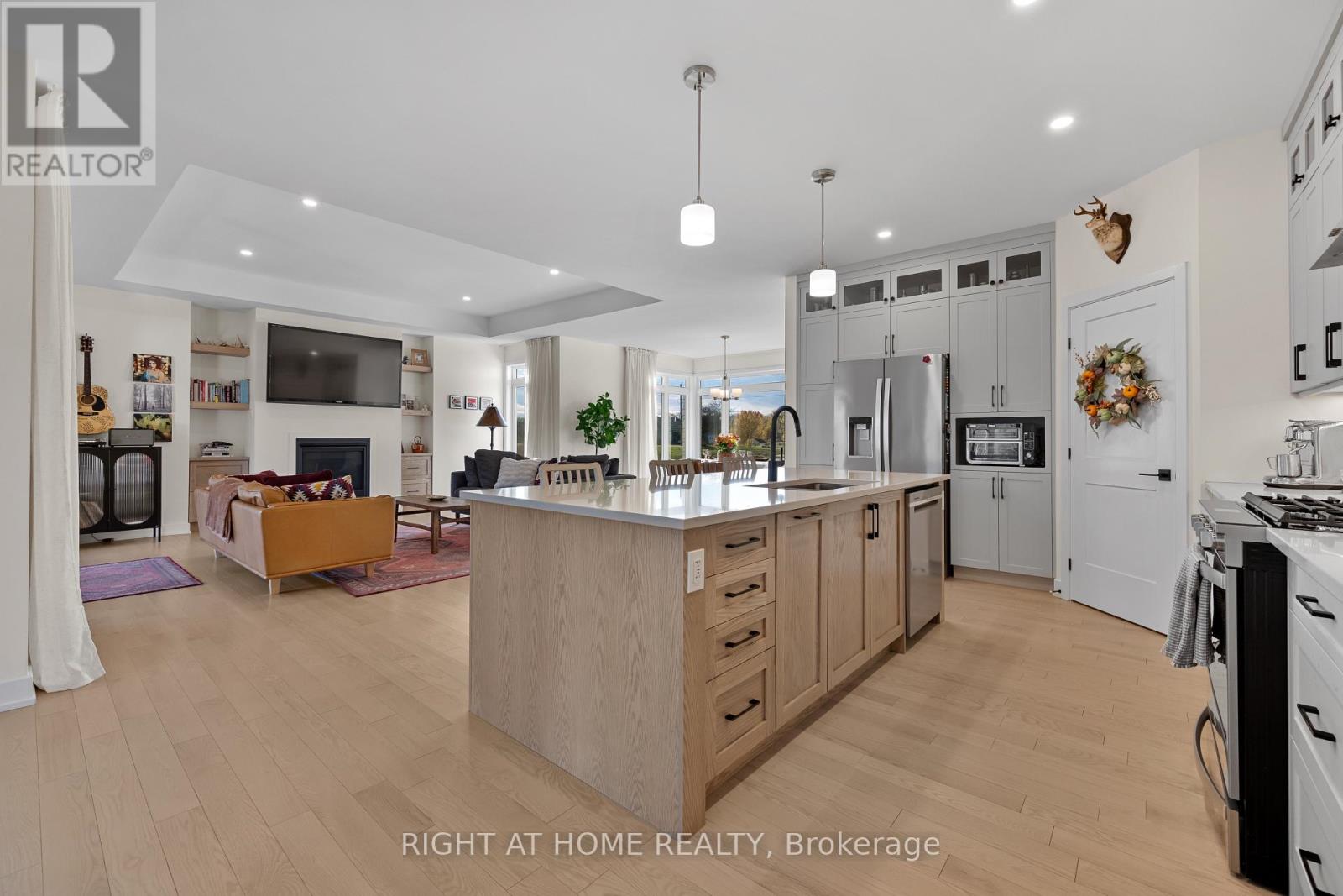 119 Ernest Way, Tay Valley, Ontario  K7H 0B3 - Photo 18 - X12564952