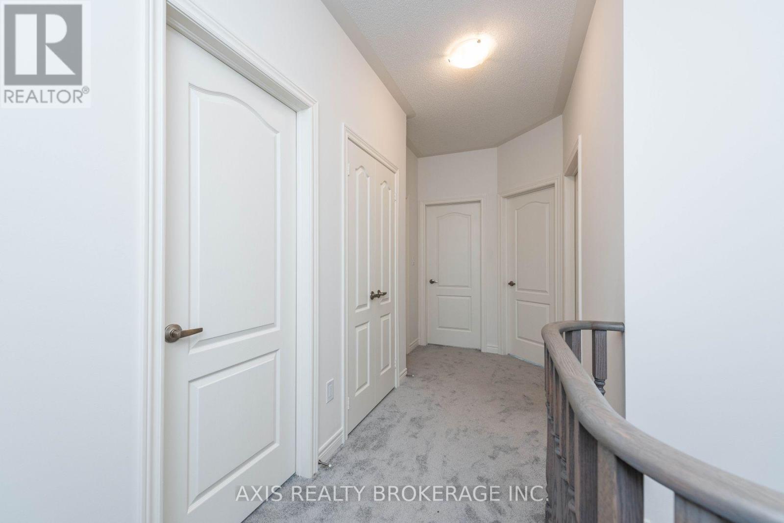 43 Silver Meadow Gardens, Hamilton, Ontario  L8B 1Z4 - Photo 24 - X12564968