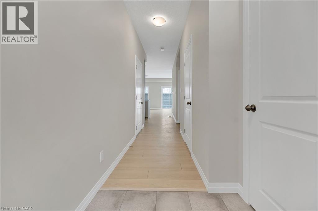 16 Sandstone Street, Cambridge, Ontario  N1S 4Y4 - Photo 5 - 40789673