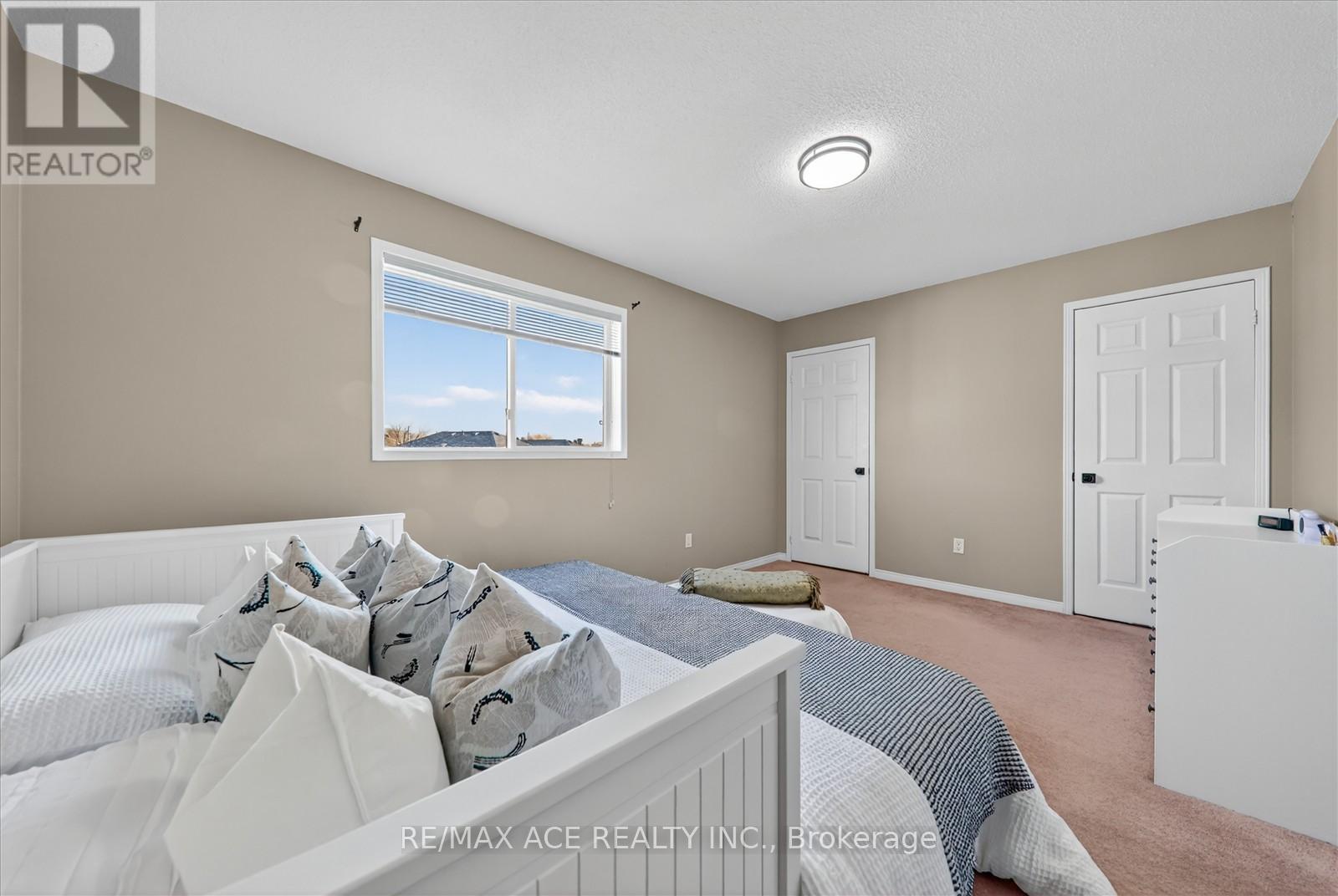 33 Andona Crescent, Toronto, Ontario  M1C 5J6 - Photo 22 - E12564980