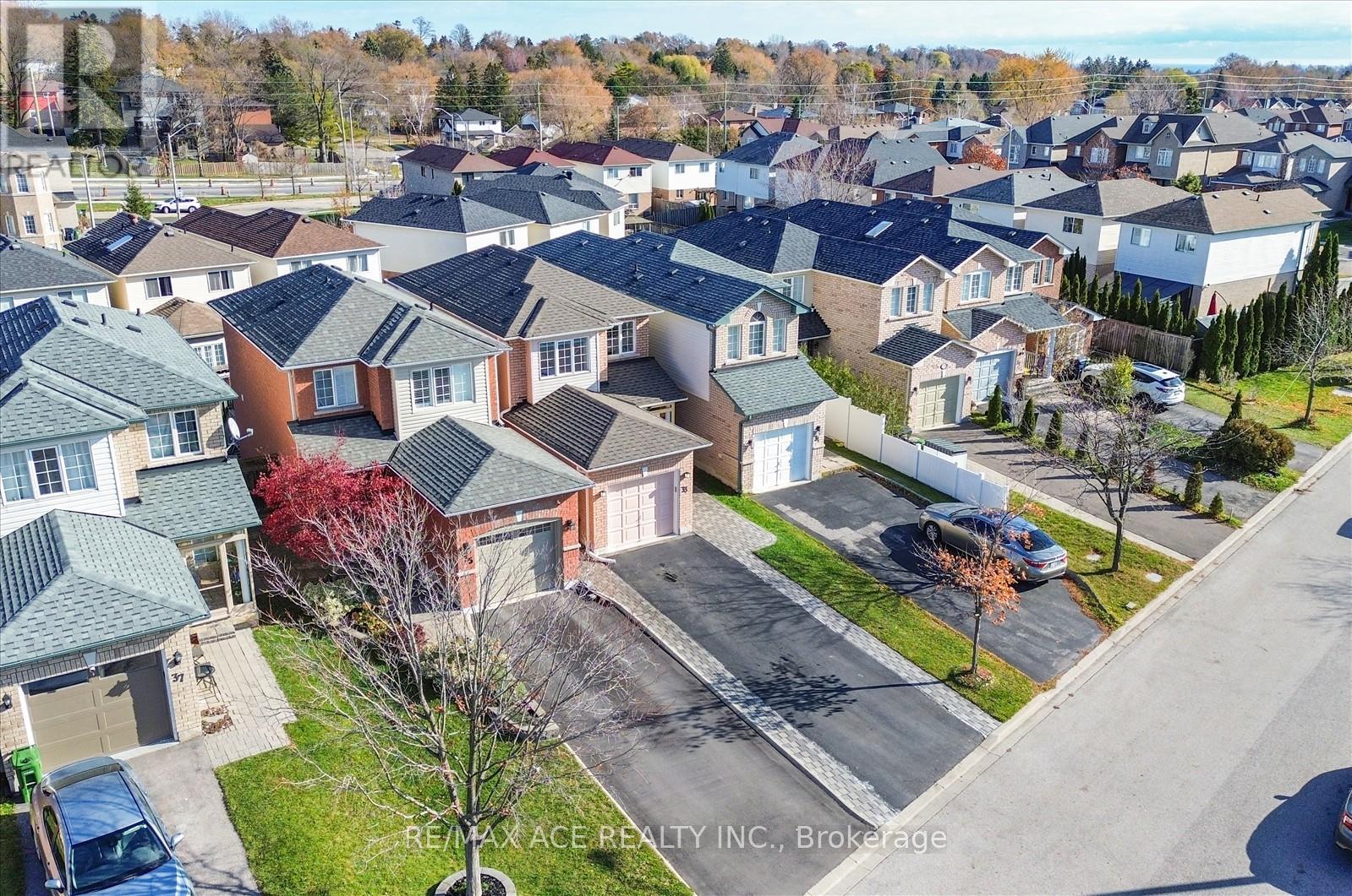 33 Andona Crescent, Toronto, Ontario  M1C 5J6 - Photo 6 - E12564980