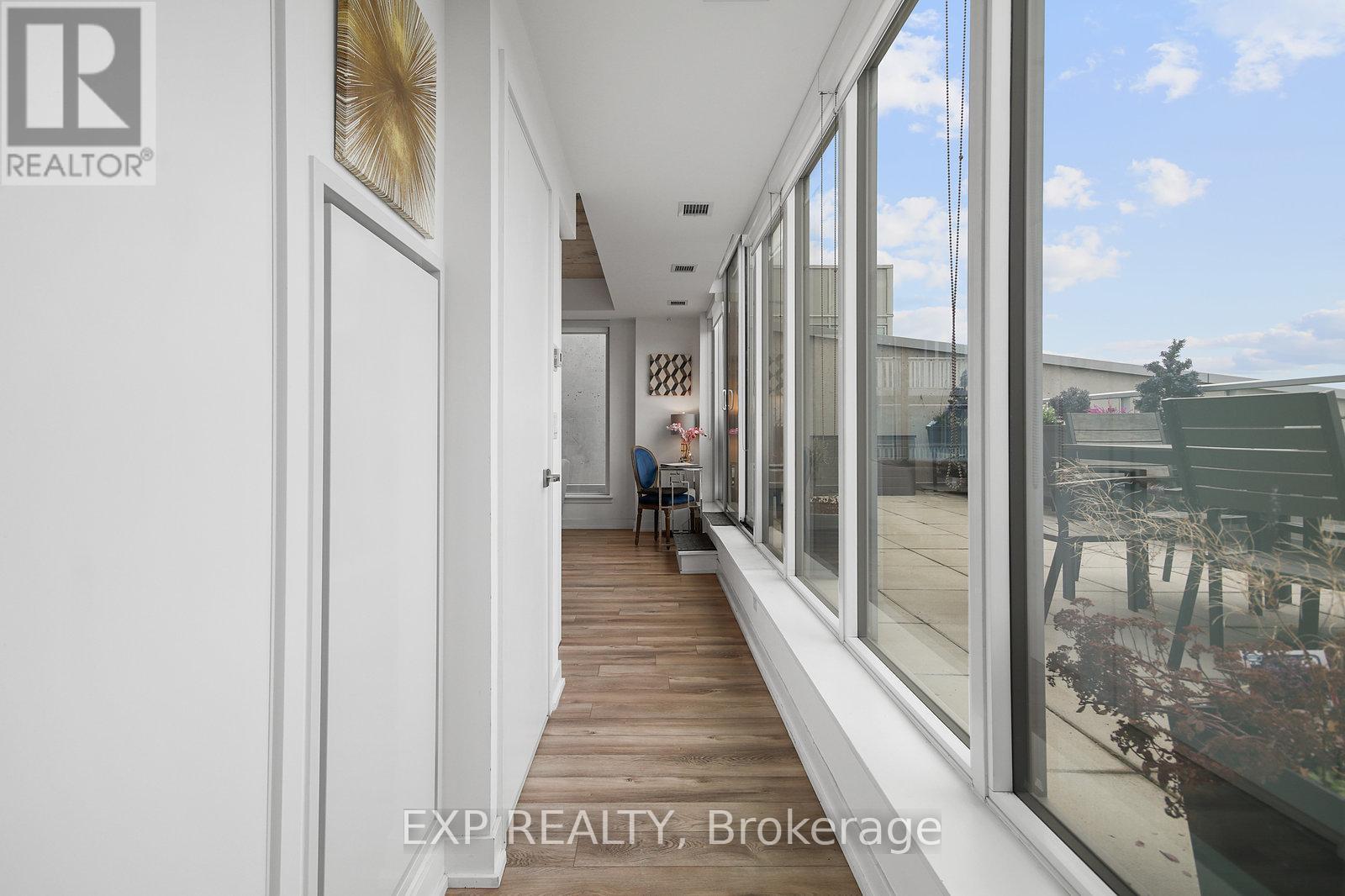 1301 - 25 Baseball Place, Toronto, Ontario  M4M 2A5 - Photo 5 - E12564996