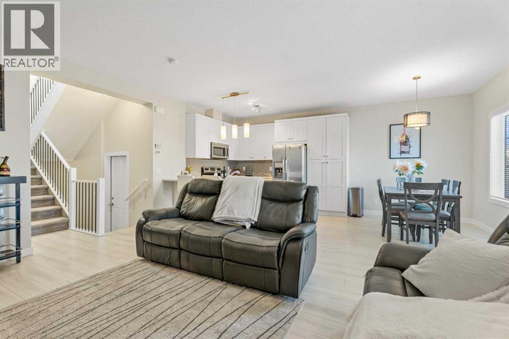 1191 Channelside Drive Sw, Airdrie, Alberta  T4B 4L3 - Photo 9 - A2271056