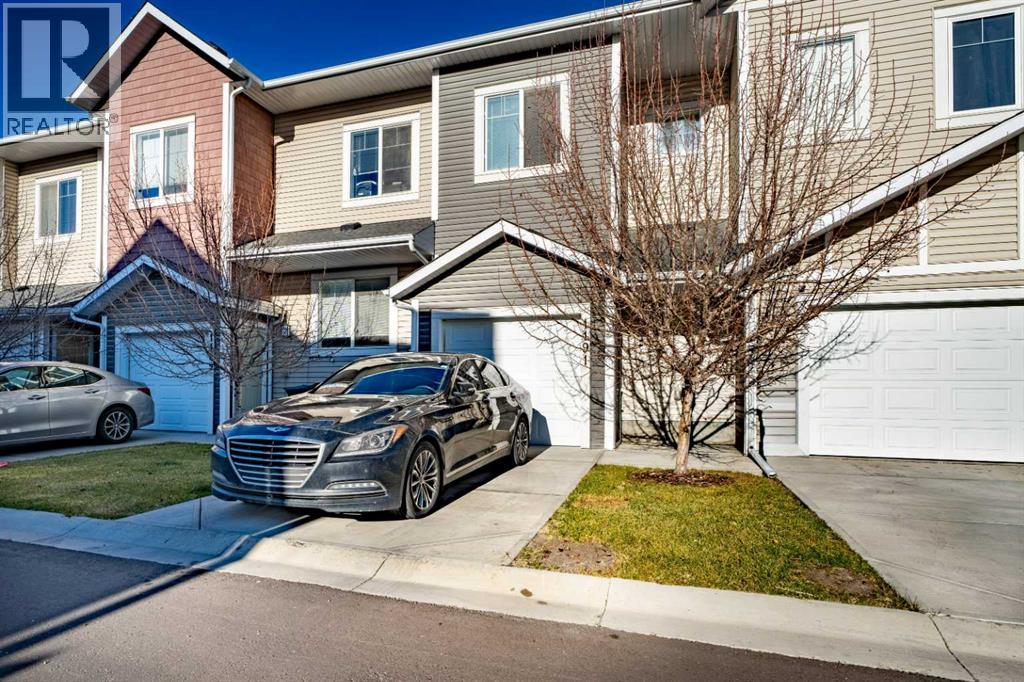 1191 Channelside Drive Sw, Airdrie, Alberta  T4B 4L3 - Photo 3 - A2271056